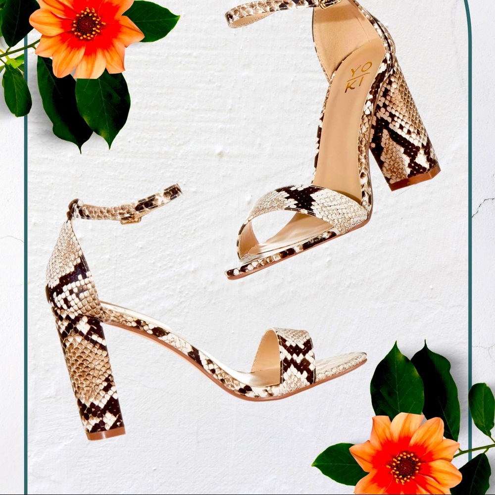 🌹Snake Print/Design Open Toe Sandal/ Block Heel🌹 EXCELLENT CONDITION!